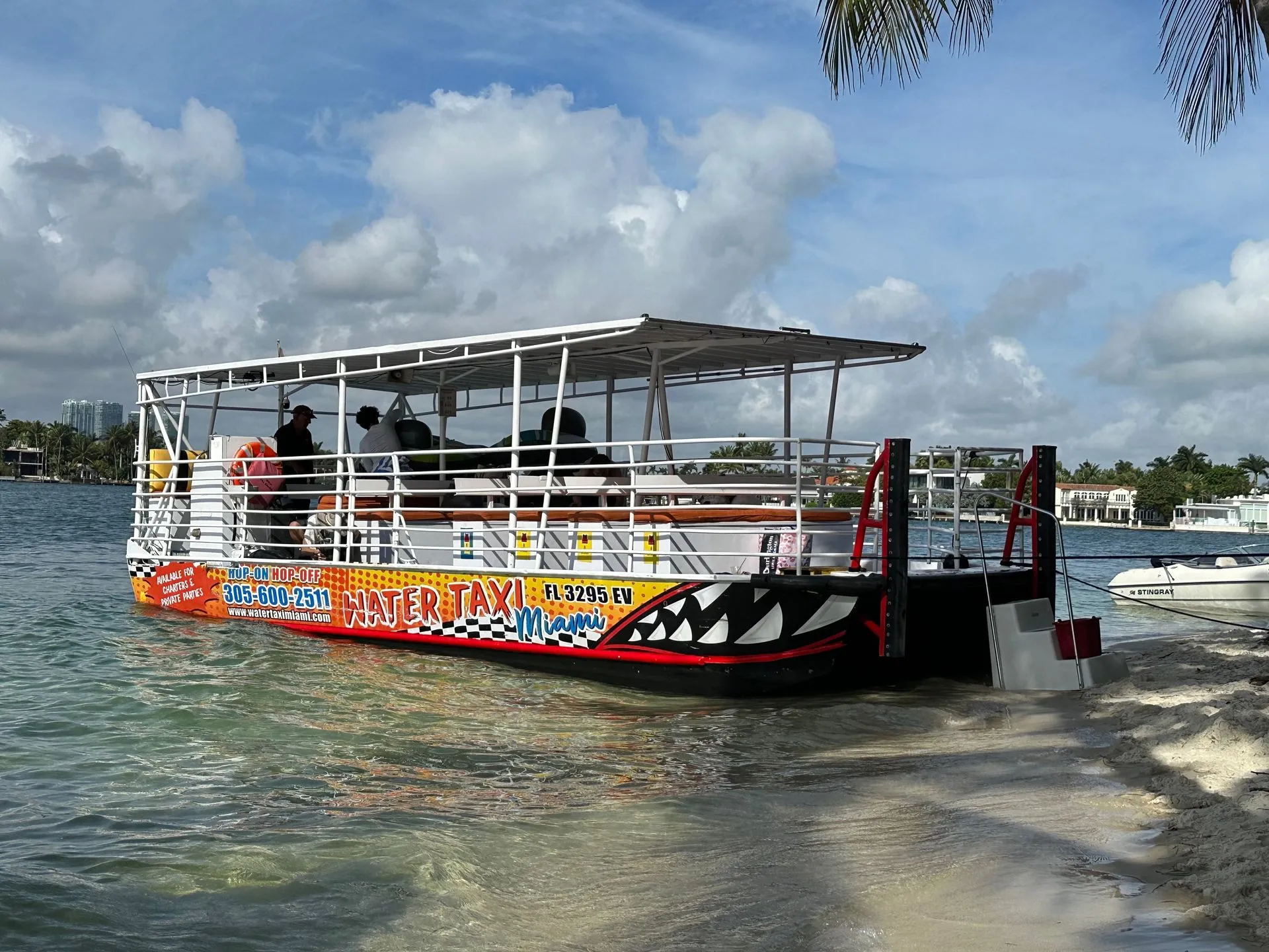 Water Taxi Miami at the Bayside dock